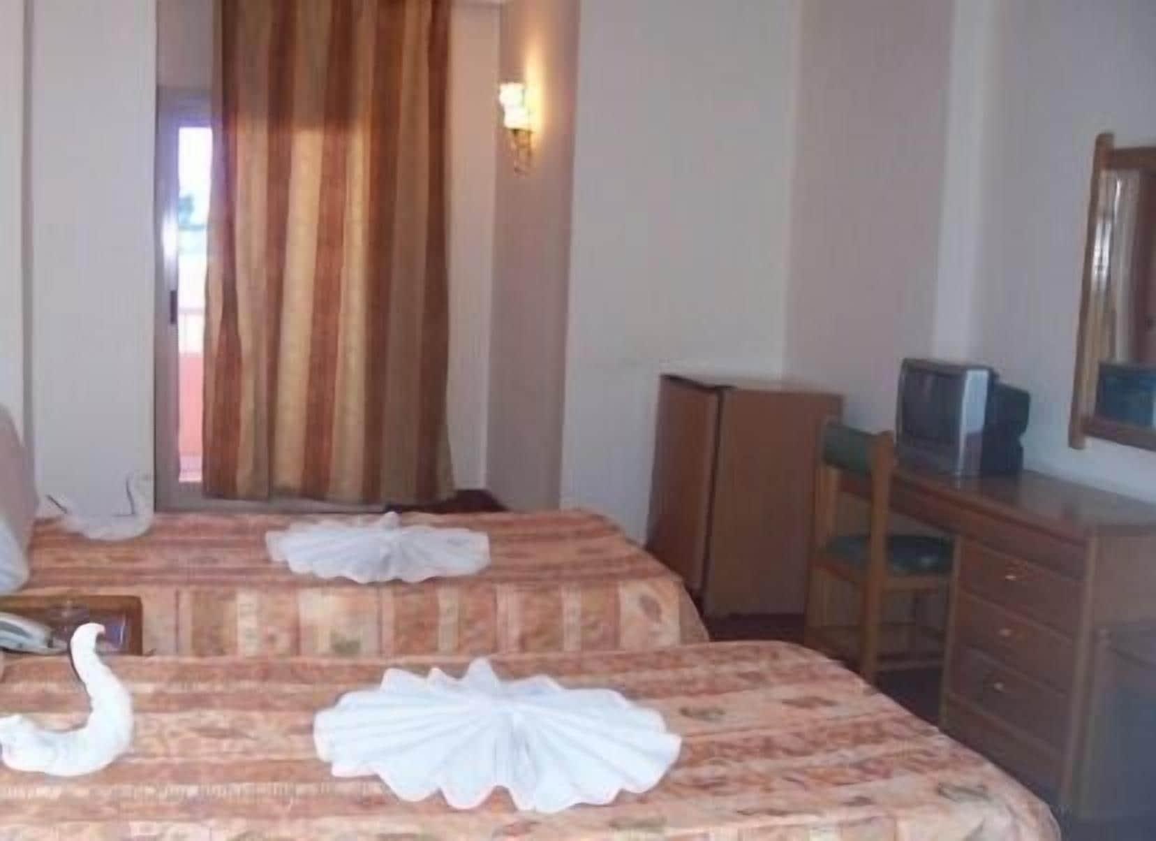 Queens Valley Hotel, Restaurants, Bars And Spa Λούξορ Δωμάτιο φωτογραφία